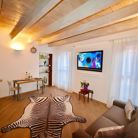 Volta Apartment
